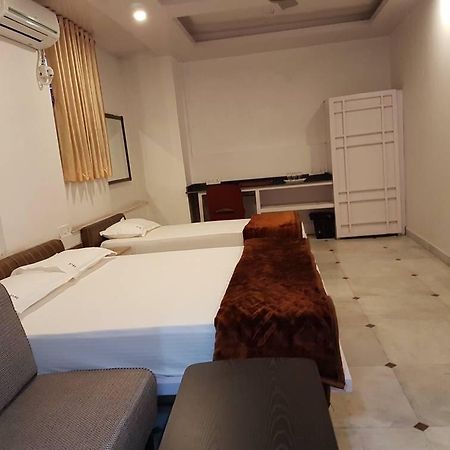 1/1 Park Street Hotel Calcutta Buitenkant foto