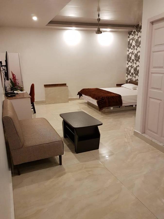 1/1 Park Street Hotel Calcutta Buitenkant foto